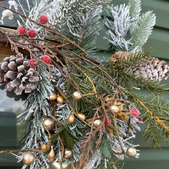 Winter Welcome Sign - Customizable - Picture 4 of 6